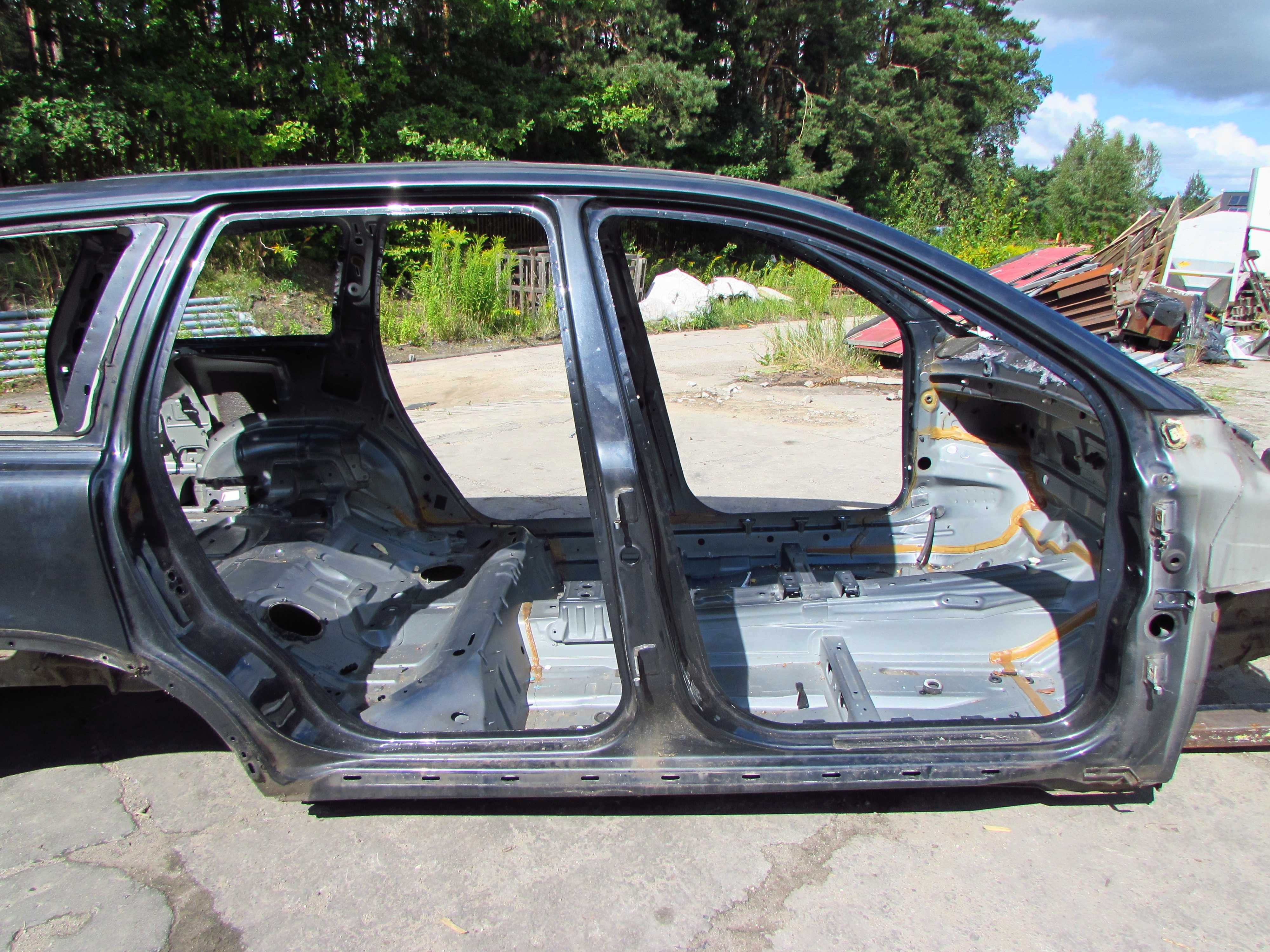 VOLVO XC90 02-14 492-46 CWIARTKA SLUPEK PROG PRAWY CIETY POMORSKIE