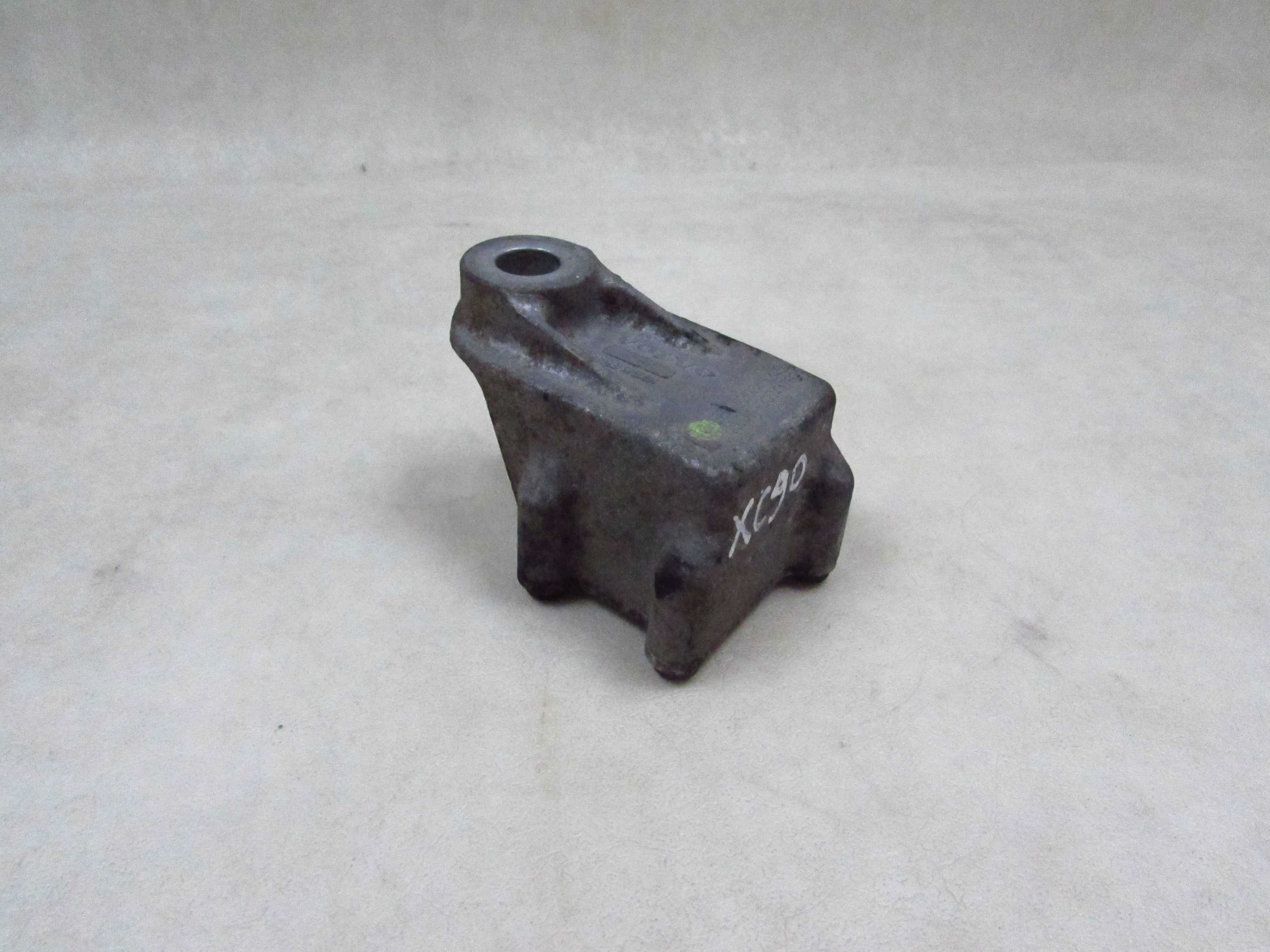 VOLVO XC90 LIFT 07-14 2.4 D5 OGRANICZNIK WIBRACJI 30645245