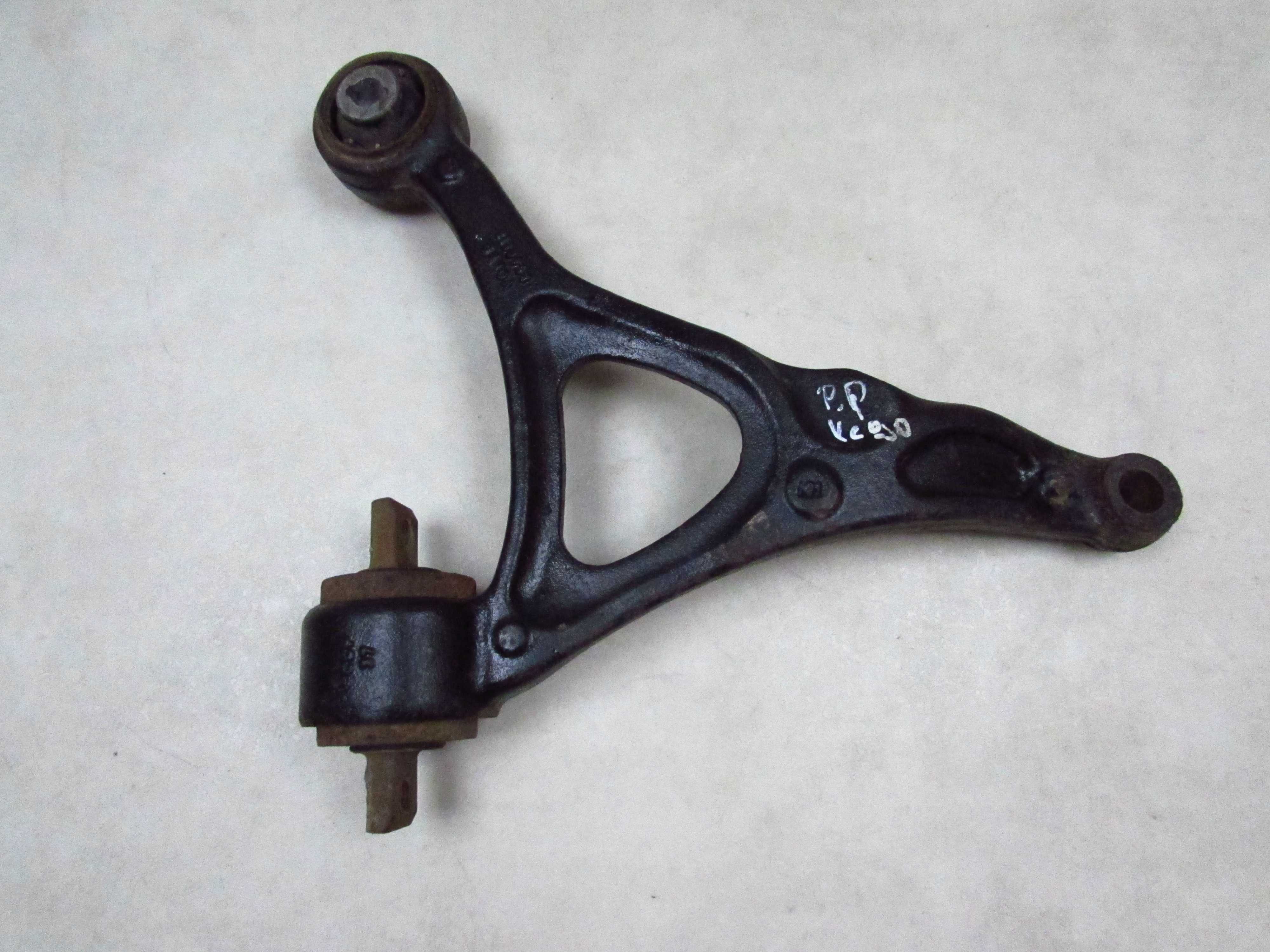 VOLVO XC90 I LIFT 02-14 WAHACZ PRZOD LEWY DOLNY 8646613