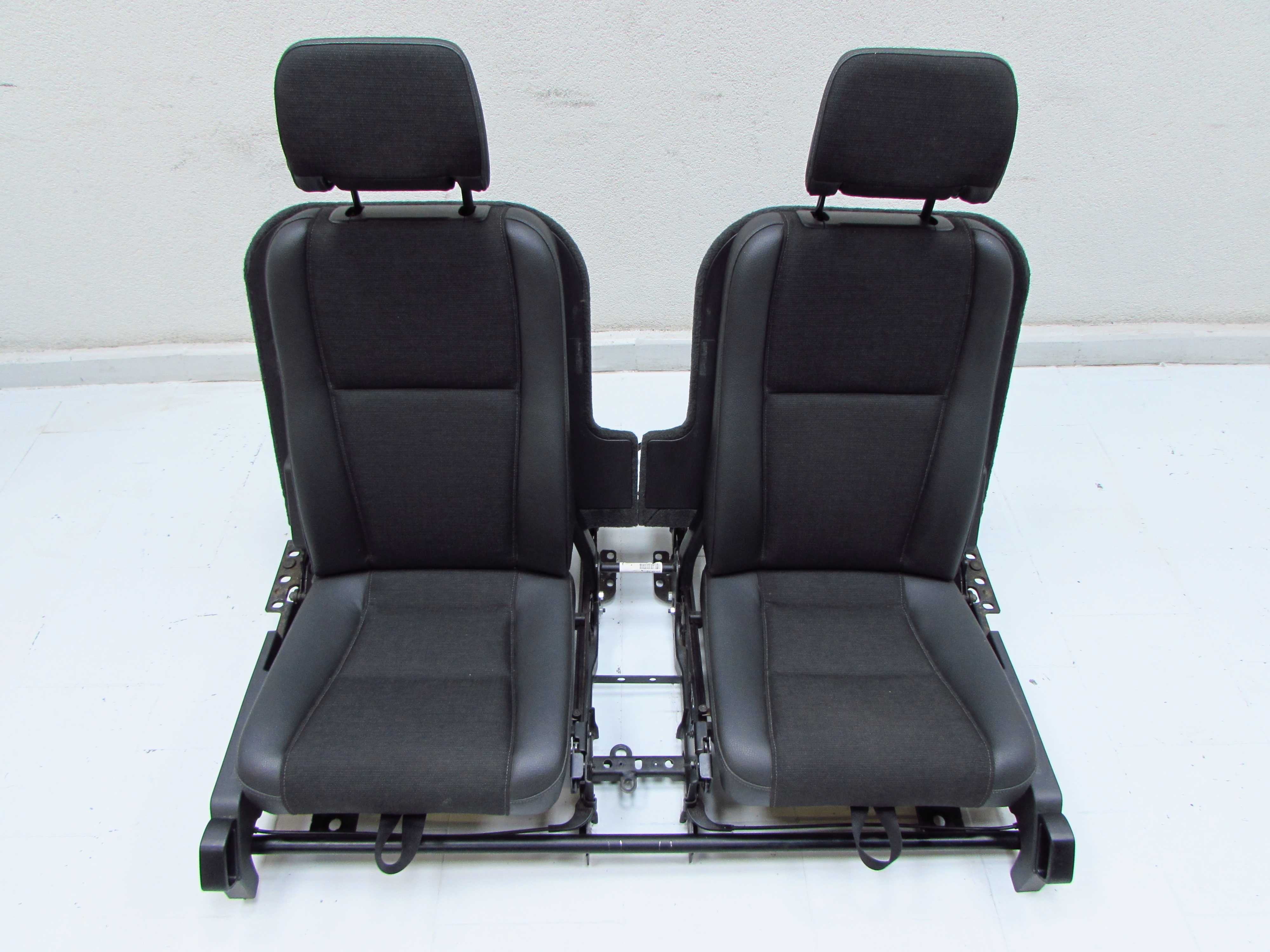 VOLVO XC90 FOTEL SIEDZENIE TYL KANAPA MATERIAL III RZAD 02-14