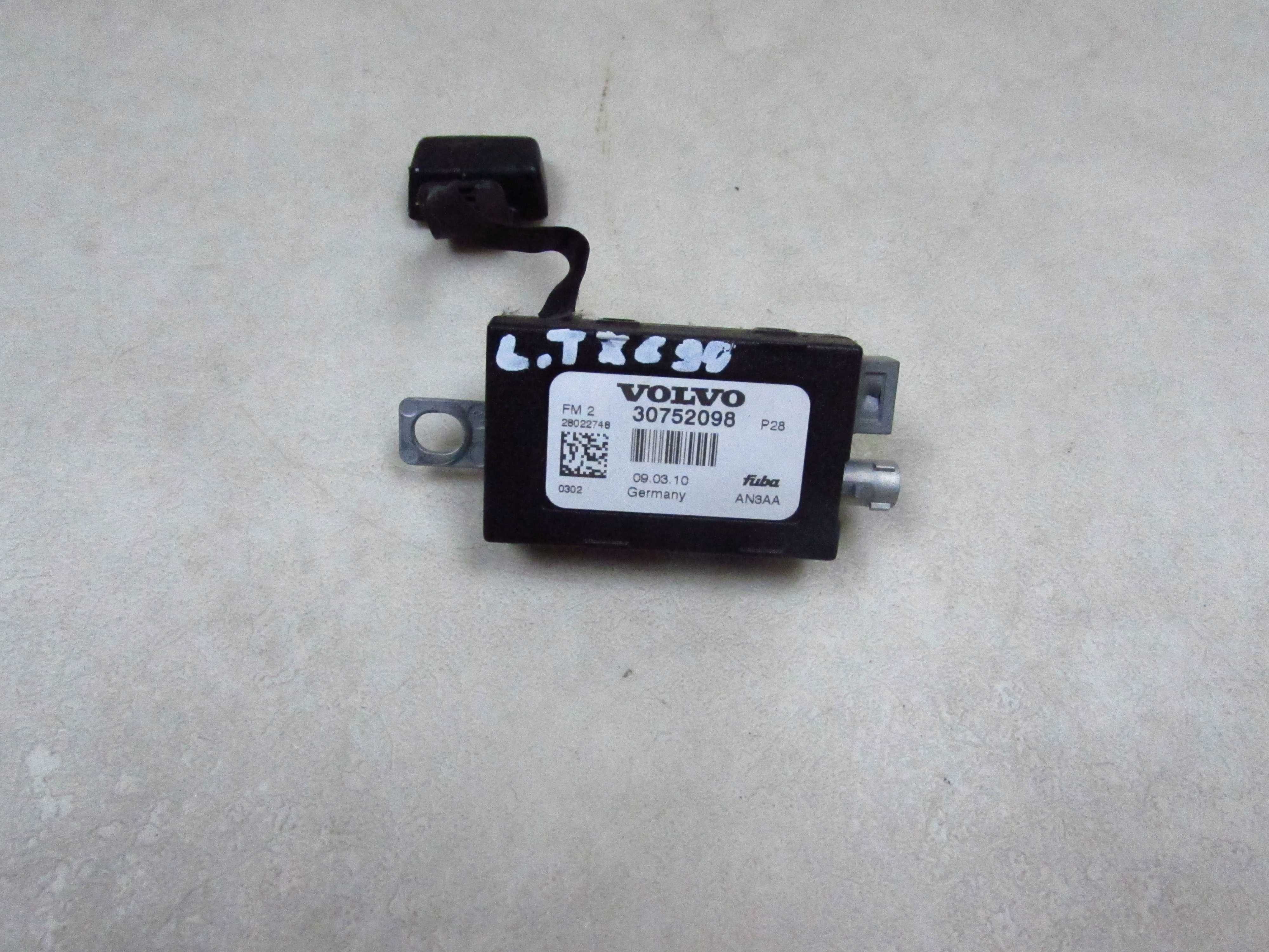 VOLVO XC90 02-14 MODUL WZMACNIACZ ANTENY 30752098