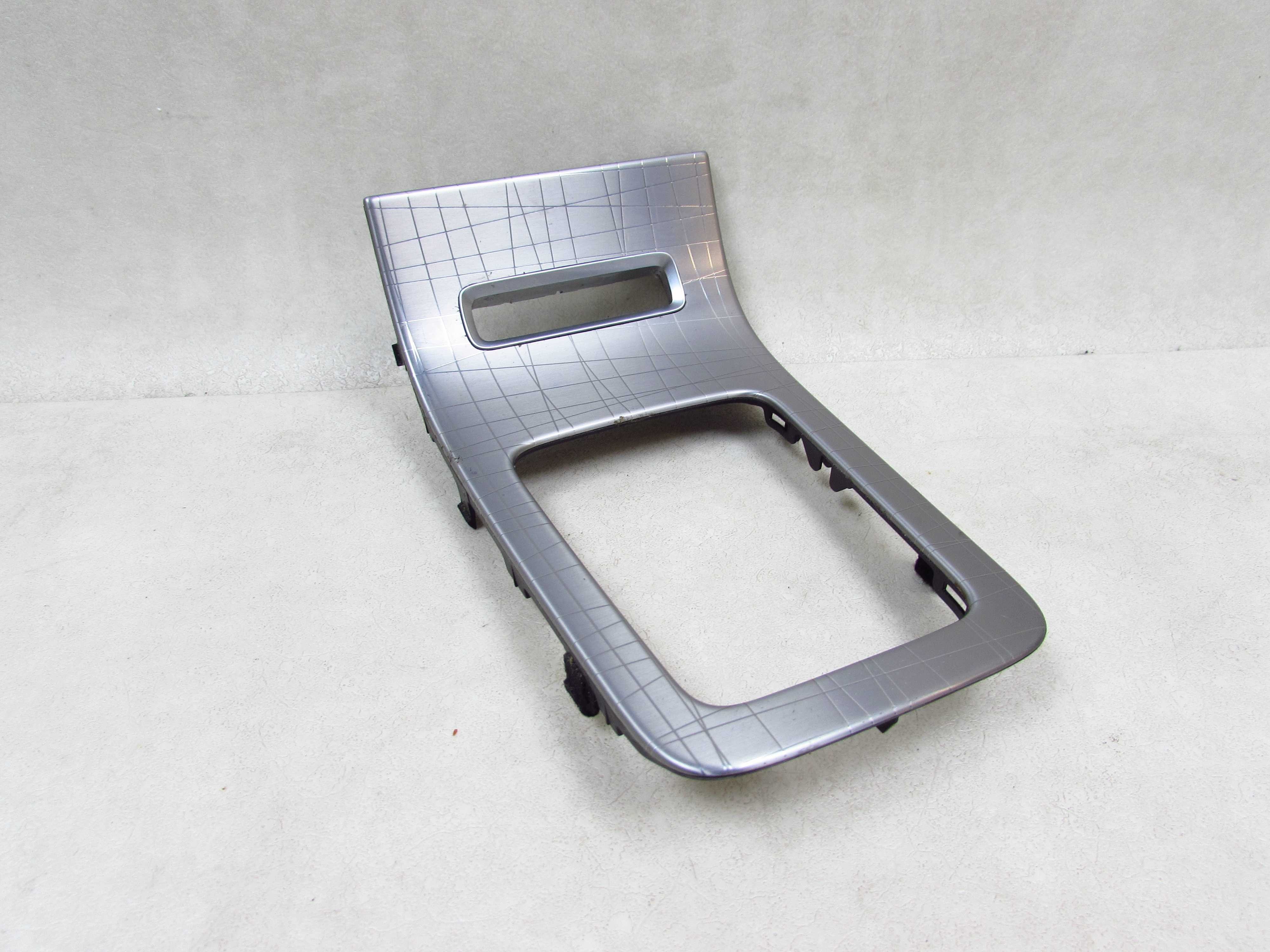 VOLVO S80 II V70 III XC70 III 06-16 RAMKA DEKOR OSLONA LEWARKA TUNELU KONSOLI 30755255