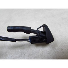 VOLVO S80 II V70 III XC 06-16 SPRYSKIWACZ SZYBY CZOLOWEJ PODGRZEWANY 30796027