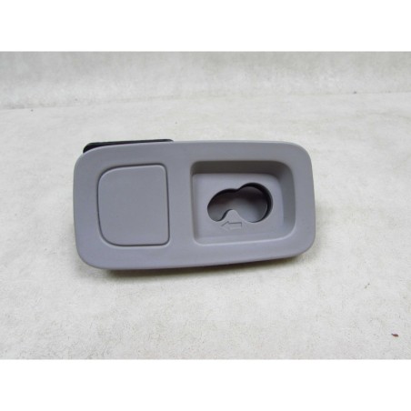VOLVO V60 XC60 10- UCHWYT HACZYK PODSUFITKI PRAWY 30715567