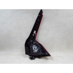 VOLVO V60 10- LAMPA TYL LEWA 31214963