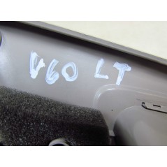 VOLVO V60 10-18 TAPICERKA OSLONA POSZYCIE SLUPKA TYL LEWA 31102007