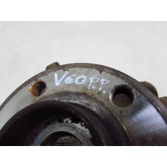 VOLVO S60 II V60 2.4 D5 10-18 PIASTA ZWROTNICA PRZOD PRAWA