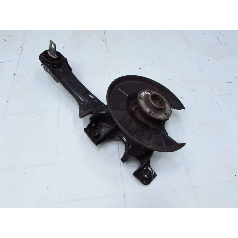 VOLVO S60 II V60 10-18 PIASTA ZWROTNICA WAHACZ TYL LEWY 6G915A969