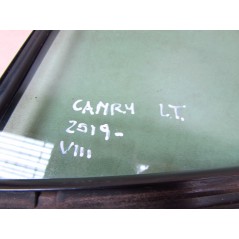 TOYOTA CAMRY VIII XV70 IX 18-22 SZYBA BOCZNA TROJKAT DRZWI TYL LEWA
