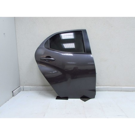 TOYOTA YARIS IV 20-24 DRZWI TYL PRAWE KPL DO ZALOZENIA POMORSKIE