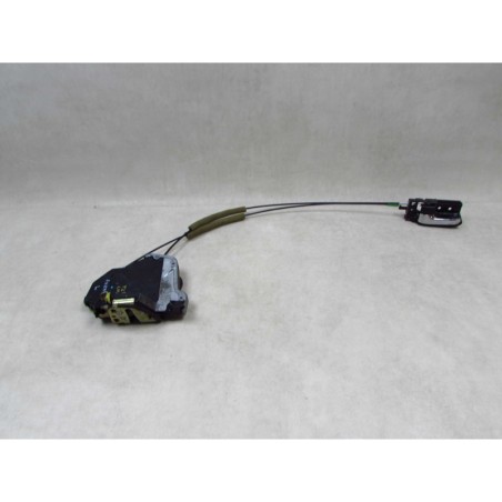 TOYOTA AVENSIS T25 03-08 ZAMEK DRZWI PRZOD LEWY 4 PIN