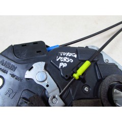 TOYOTA AVENSIS T25 03-08 ZAMEK DRZWI PRZOD PRAWY 4 PIN