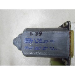 BMW 5 E39 MECHANIZM PODNOSNIK SILNIK SZYBY TYL PRAWY 8360511