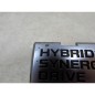 TOYOTA PRIUS III ZNACZEK EMBLEMAT NAPIS KLAPY 75441-47030 HYBRID SYNERGY DRIVE