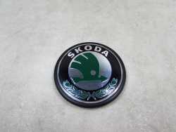 SKODA ZNACZEK EMBLEMAT LOGO POKRYWY OSLONY SILNIKA 036103940N