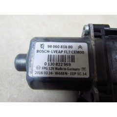 PEUGEOT 208 5D 12-19 SILNIK SILNICZEK SZYBY DRZWI PRZOD LEWY 9806081880 0130822969