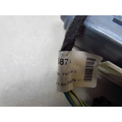 AUDI A6 C6 04-11 SILNICZEK SZYBY PRZOD PRAWY 977272-101 4F0959802D