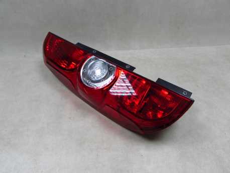 FIAT DOBLO II COMBO D 10-15 LAMPA TYL LEWA TYLNA 20580748