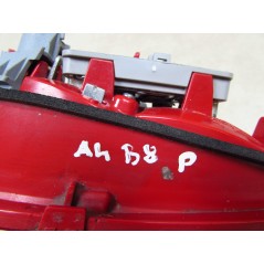 AUDI A4 B8 AVANT KOMBI 08-13 LAMPA TYL PRAWA KLAPY 8K9945094 EUROPA