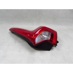 VOLVO V60 LIFT 13-18 LAMPA TYL PRAWA 31395928 EUROPA