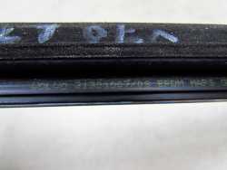 VOLVO V70 XC III 06-16 USZCZELKA LISTWA ZGARNIAJACA DRZWI TYL LEWA CHROM