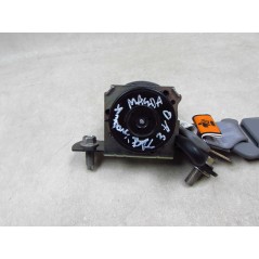 MAZDA 3 BK 04-09 PAS  BEZPIECZENSTWA TYL SRODEK 602499800 , 0433011