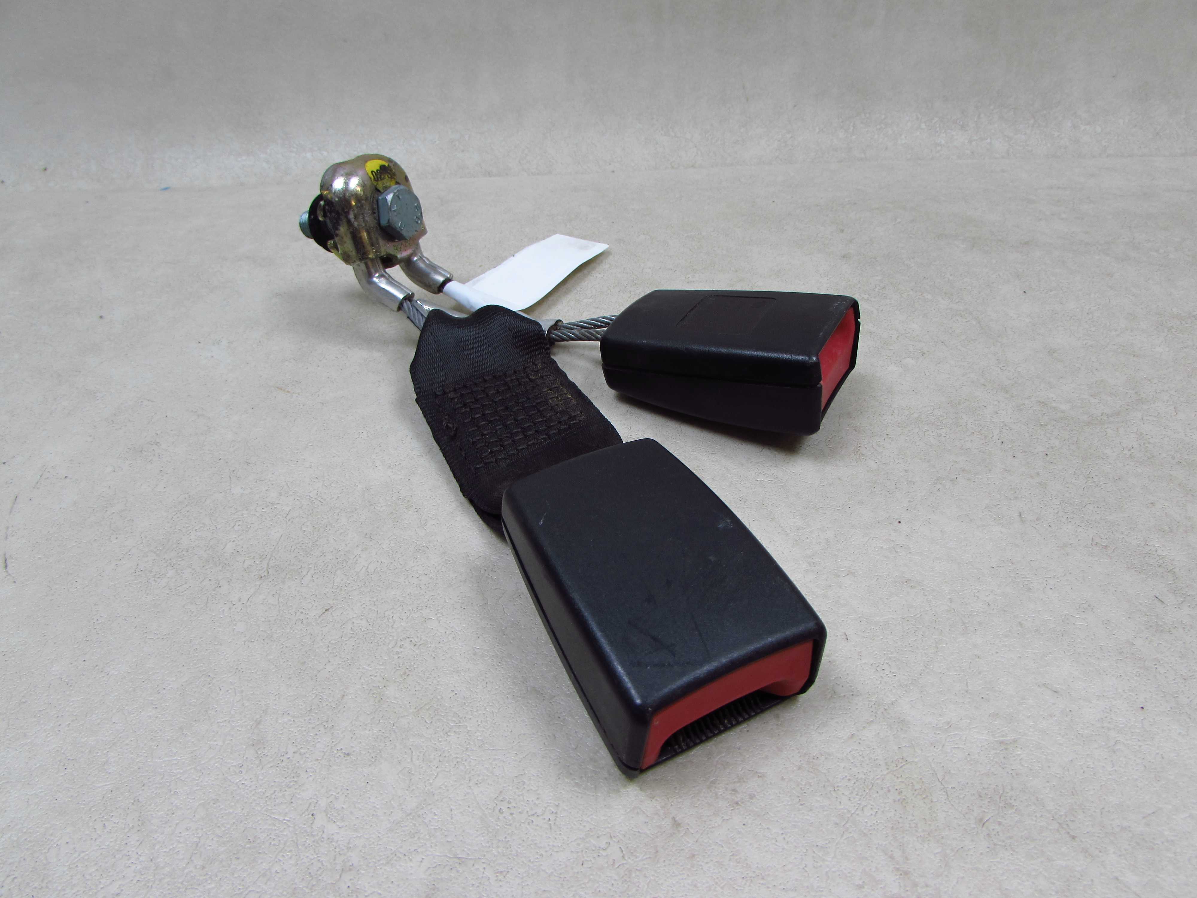 VOLKSWAGEN PHAETON 05-16 ZAPINKA PASA KLAMRA SRODEK TYL 3D0857739H