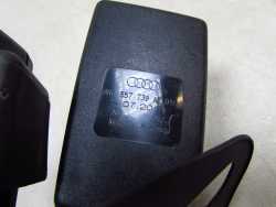 AUDI A4 B8 07-15 ZAPINKA PASA KLAMRA SRODEK TYL 8k0857797
