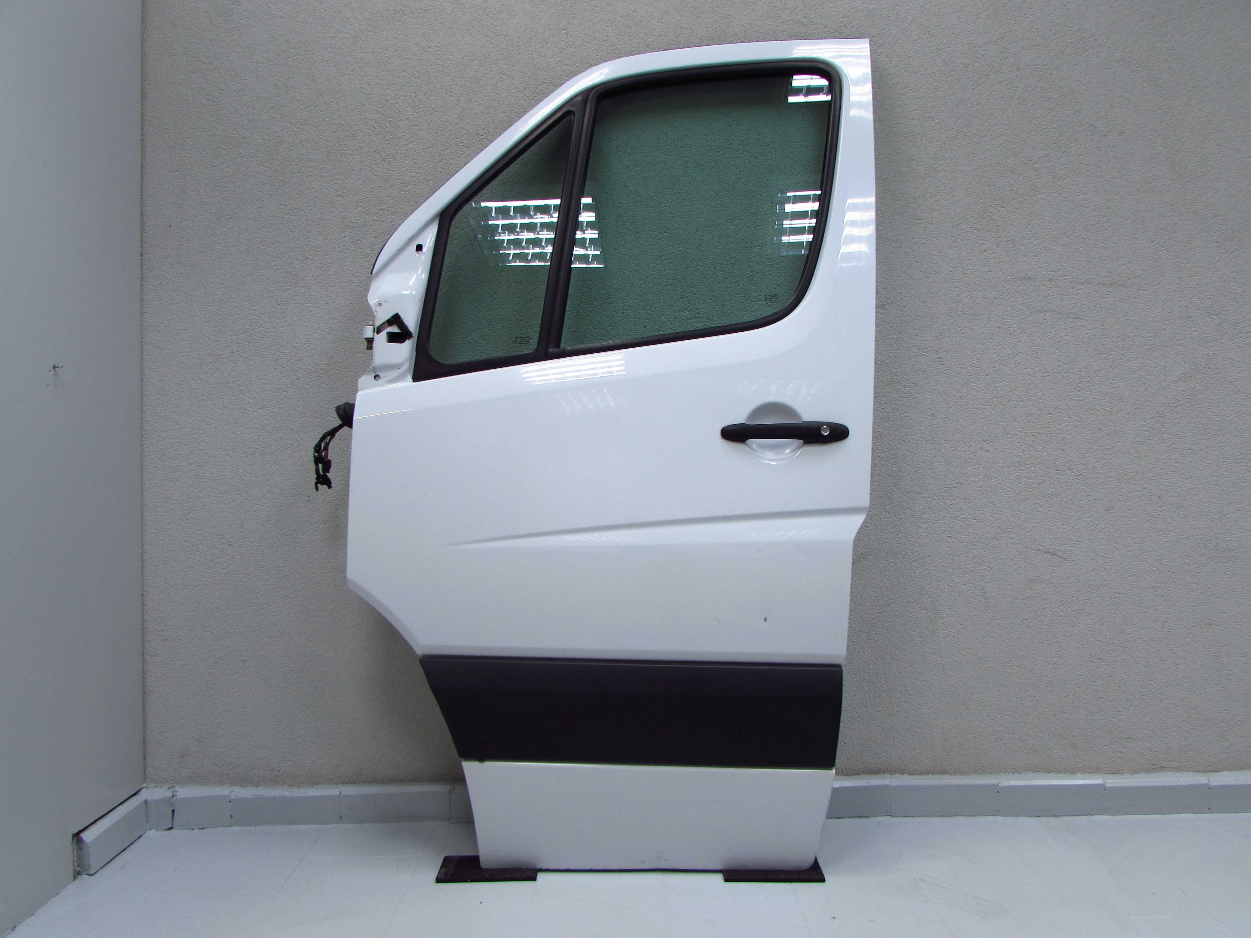 MB SPRINTER 906 06-18 DRZWI LEWY PRZOD 15R IDEALNE KPL