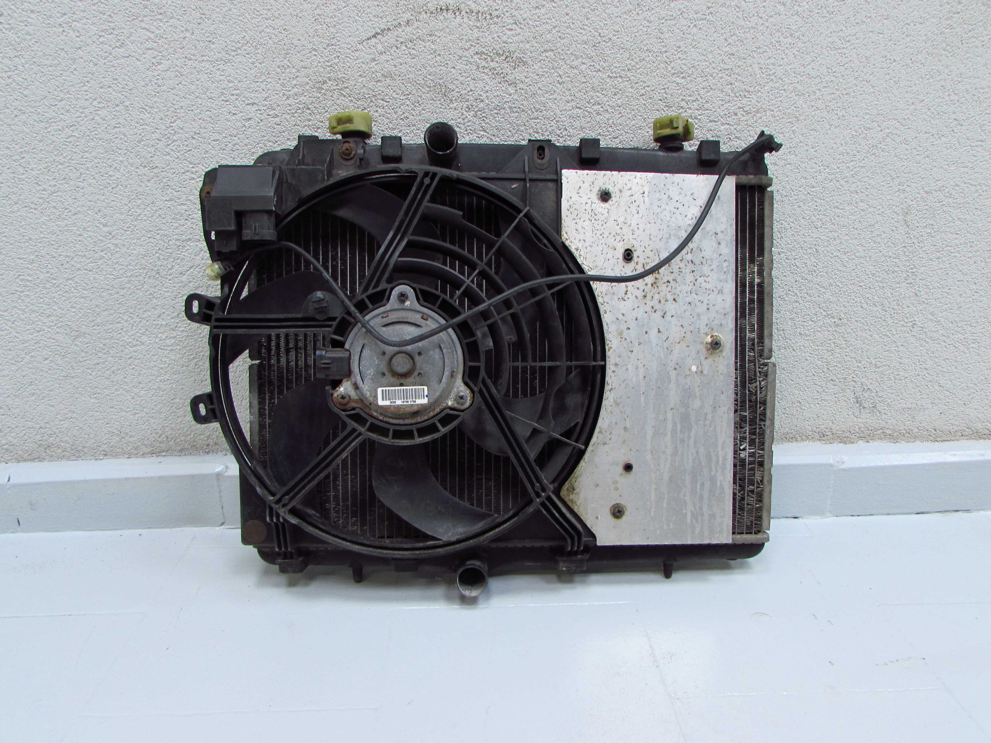 PEUGEOT 207 C3 PICASSO 1.6 HDI 06-13 CHLODNICA WENTYLATOR 9685852680