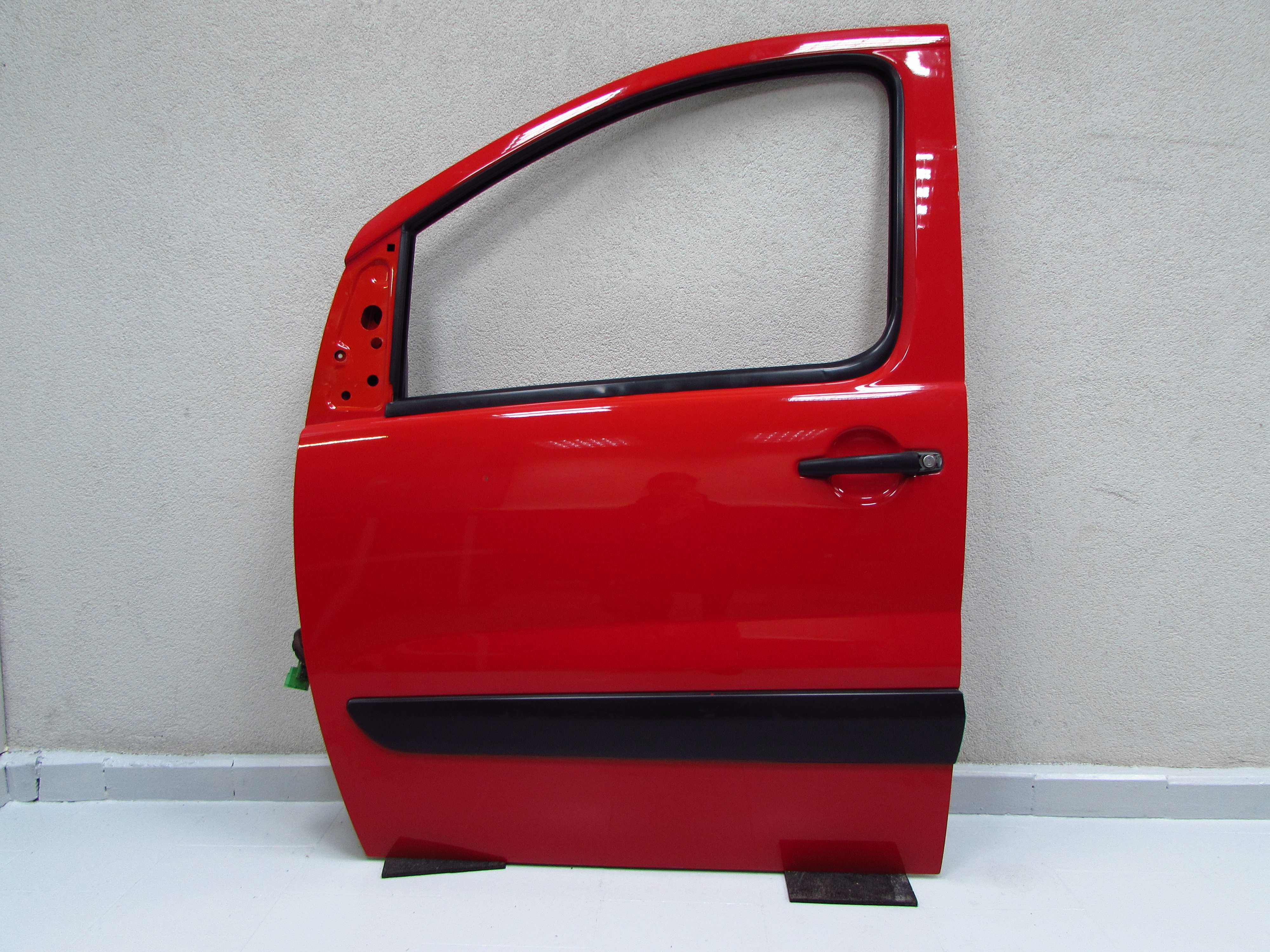 FIAT SCUDO II EXPERT JUMPY II 07-16 DRZWI PRZOD LEWY POMORSKIE