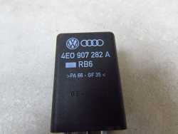 VW TOUAREG AUDI A4 A6 A7 Q7 2.7 3.0 TDI PRZEKAZNIK SWIEC ZAROWYCH 639 0281003029 4E0907282A