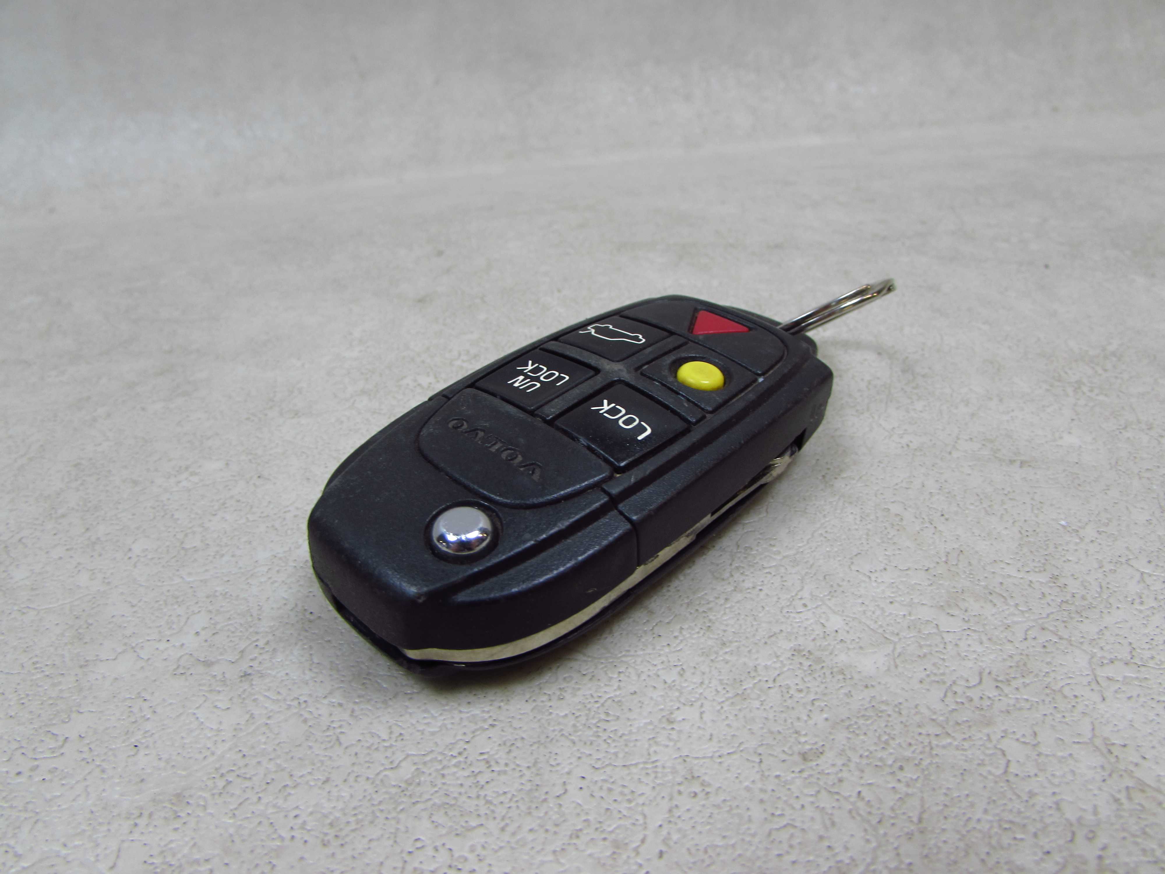 VOLVO S60 S80 V70 XC70 XC90 KLUCZYK 8626557 ZCYZORYK PILOT 00-14