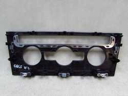 VW GOLF VII 7 12-21 RAMKA OSLONA DEKOR PANELU NAWIEWU 5G1863100C 5G1863042