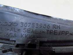 VOLVO S60 II V60 10- LISTWA SZYBY CZOLOWEJ PRAWA 31335865
