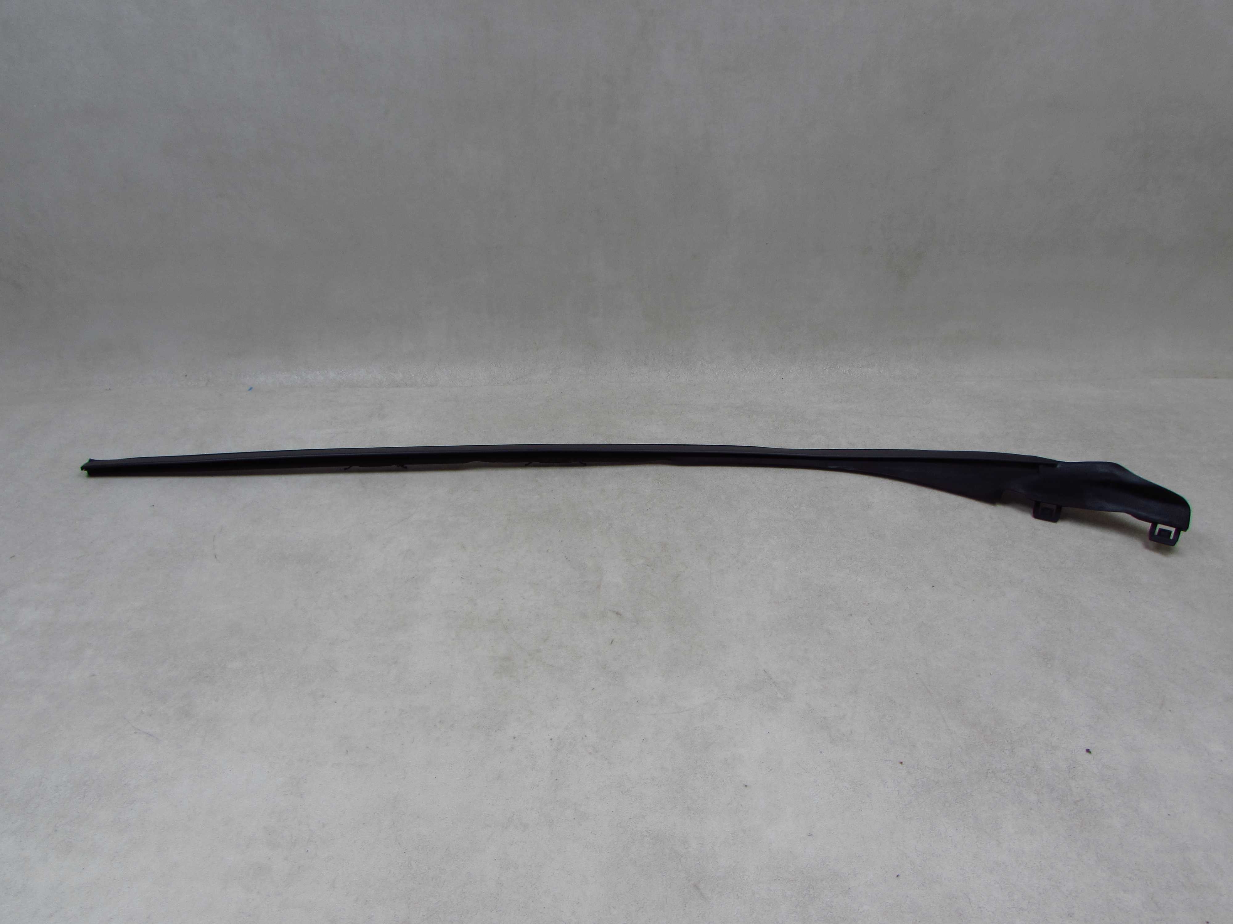 VOLVO S60 II V60 10- LISTWA SZYBY CZOLOWEJ LEWA 31335864 30753985