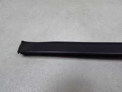 VOLVO S60 II V60 10- LISTWA SZYBY CZOLOWEJ LEWA 31335864