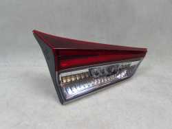 TOYOTA AURIS II LIFT 15-18 LAMPA LEWY TYL KLAPY