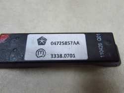JEEP GRAND CHEROKEE WK2 MODUL WZMACNIACZ ANTENA KEYLESS 04725857AA