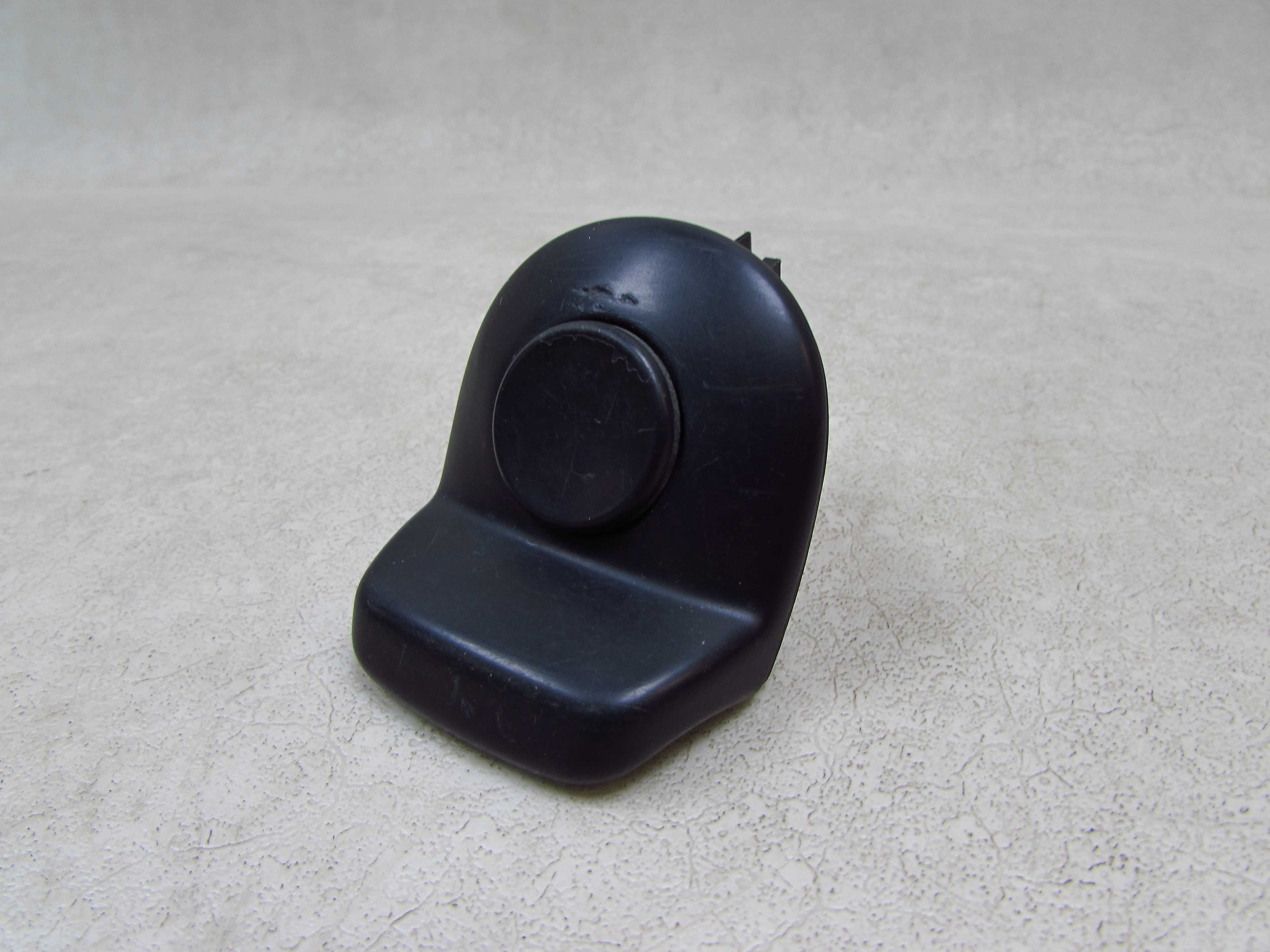 VW UP! Mii CITIGO 12-19 KLAMKA PRZYCISK MIKROSTYK KLAPY BAGAZNIKA TYL 1S0827566