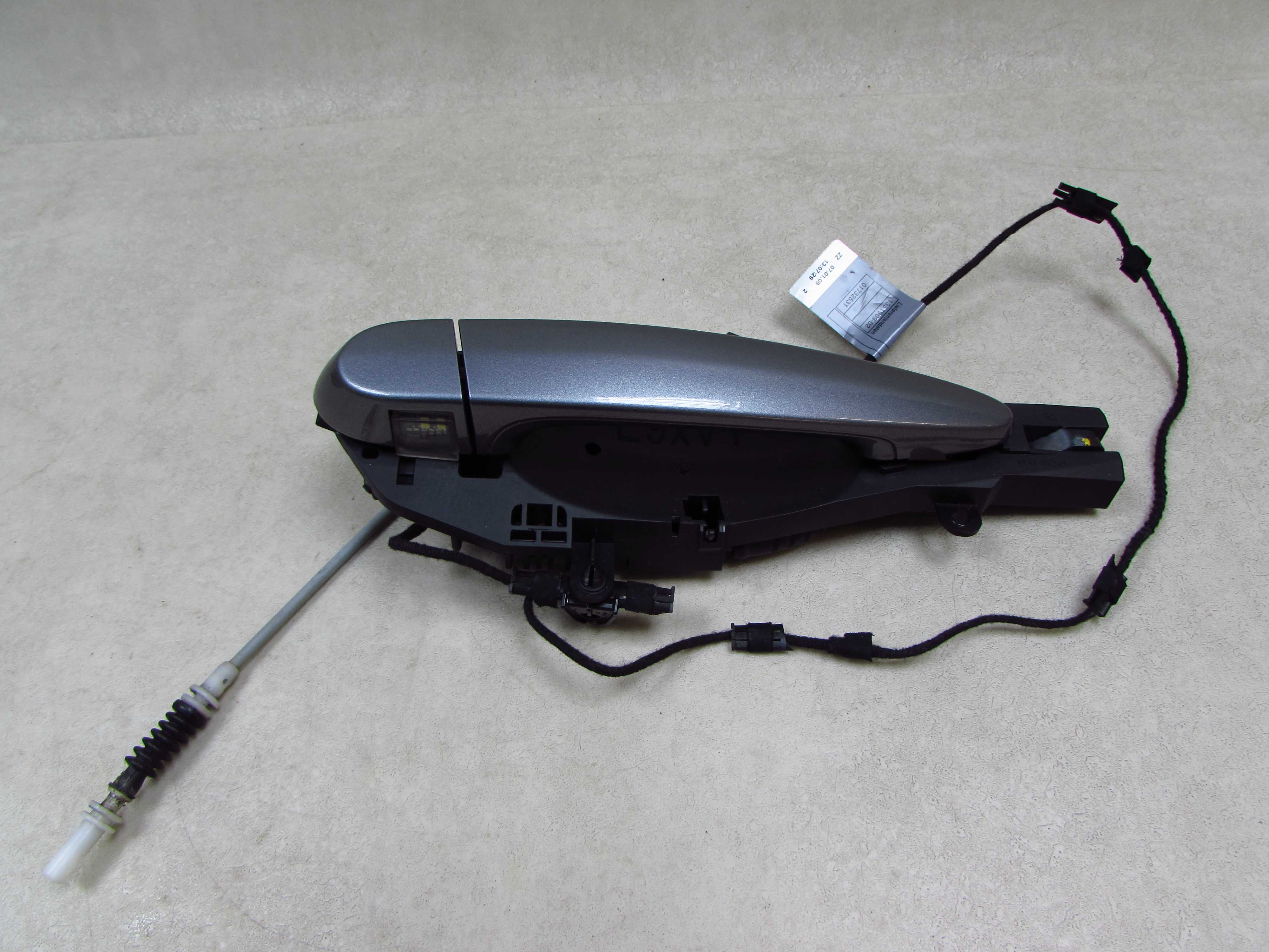 BMW E90 E91 05-15 KLAMKA KASETA KLAMKI PRZOD PRAWA PODSWIETLANA 540617-10