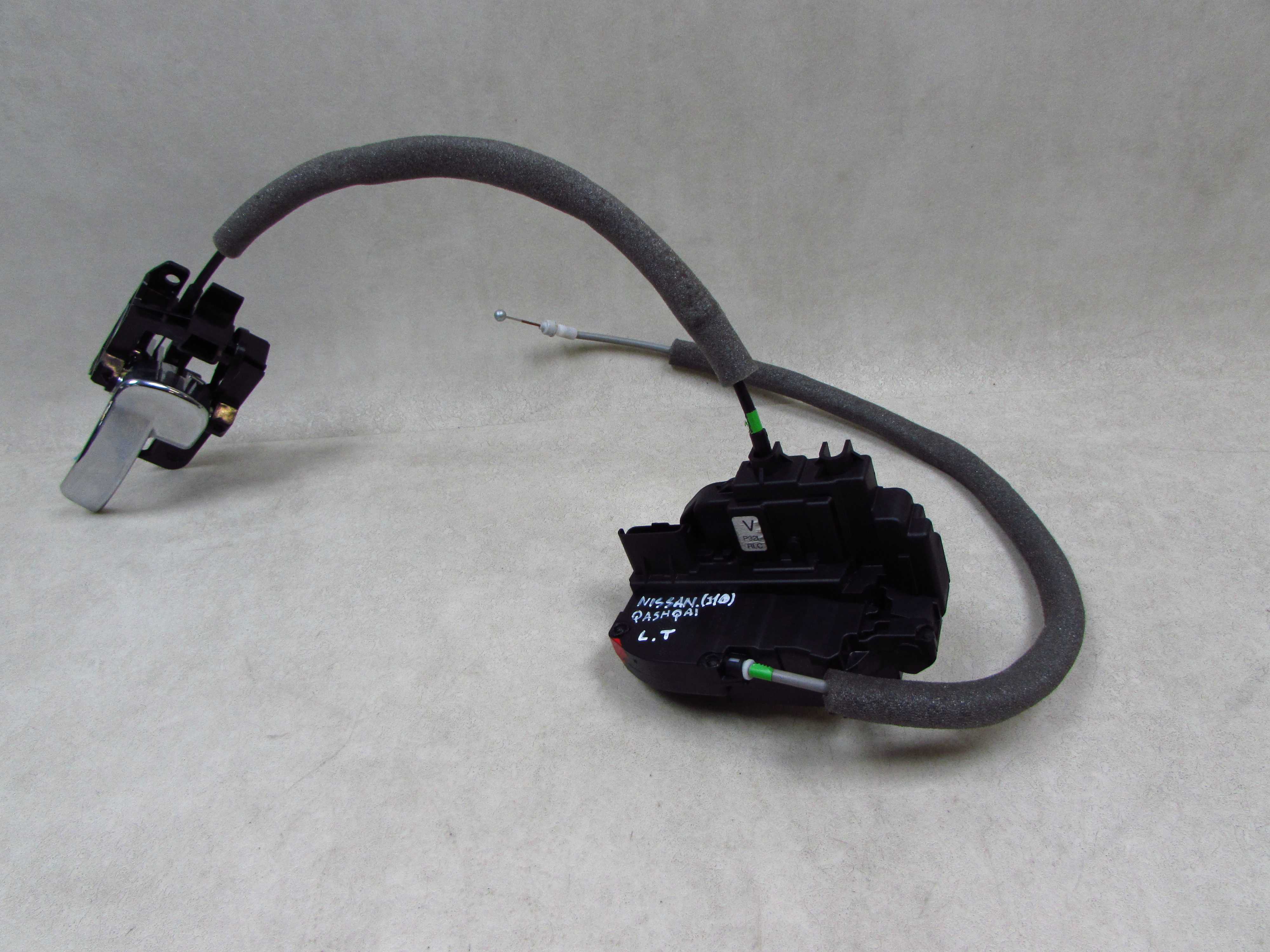 NISSAN QASHQAI I J10 09-13 ZAMEK DRZWI LEWY TYL 3 PIN KLAMKA