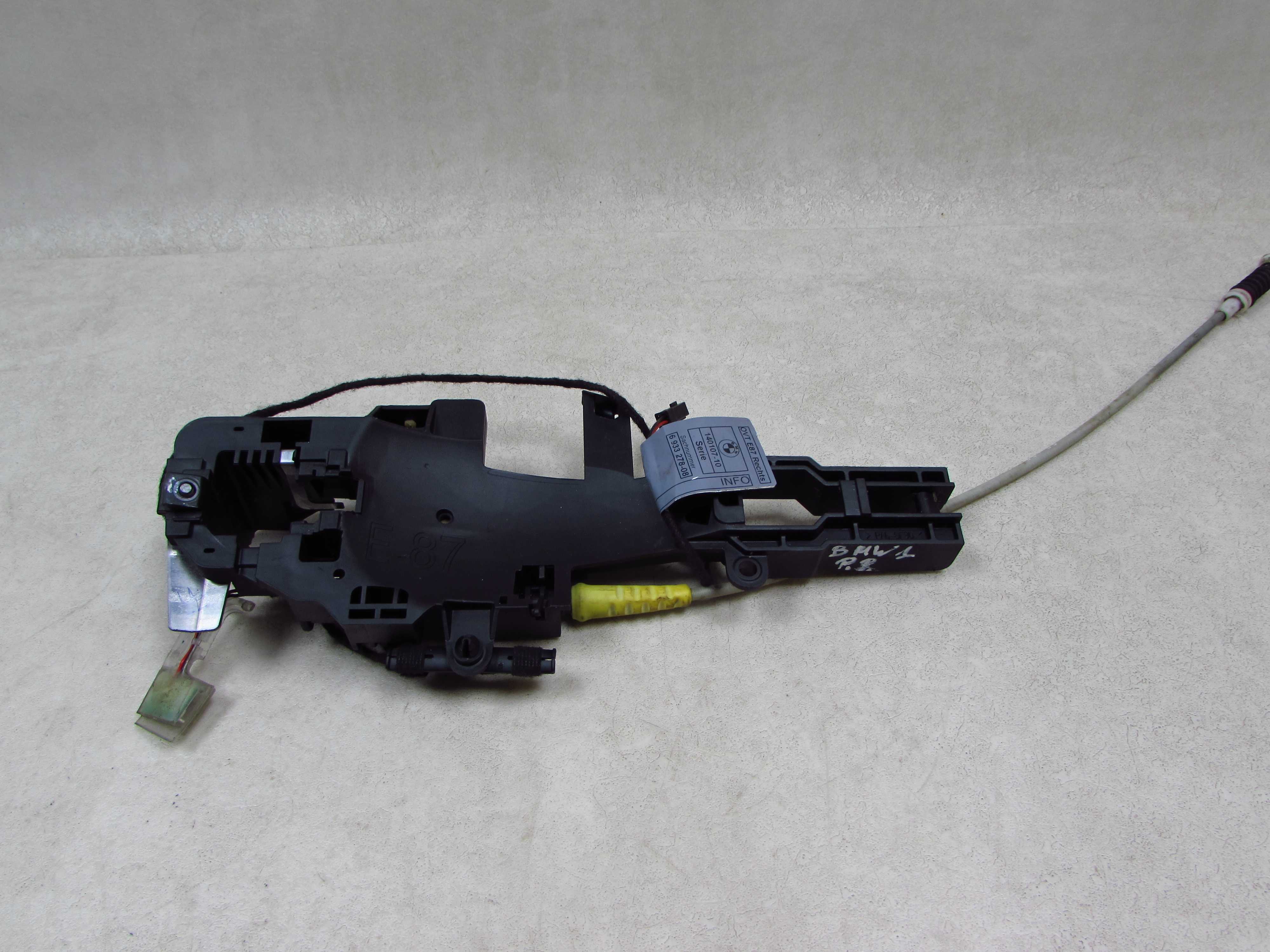 BMW 1 E81 E87 01-12 KASETA KLAMKI DRZWI PRZOD PRAWA 140107-10