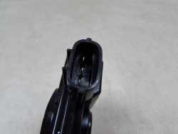 TOYOTA VERSO 09-14 ZAMEK KLAPY BAGAZNIKA TYL 3 PIN