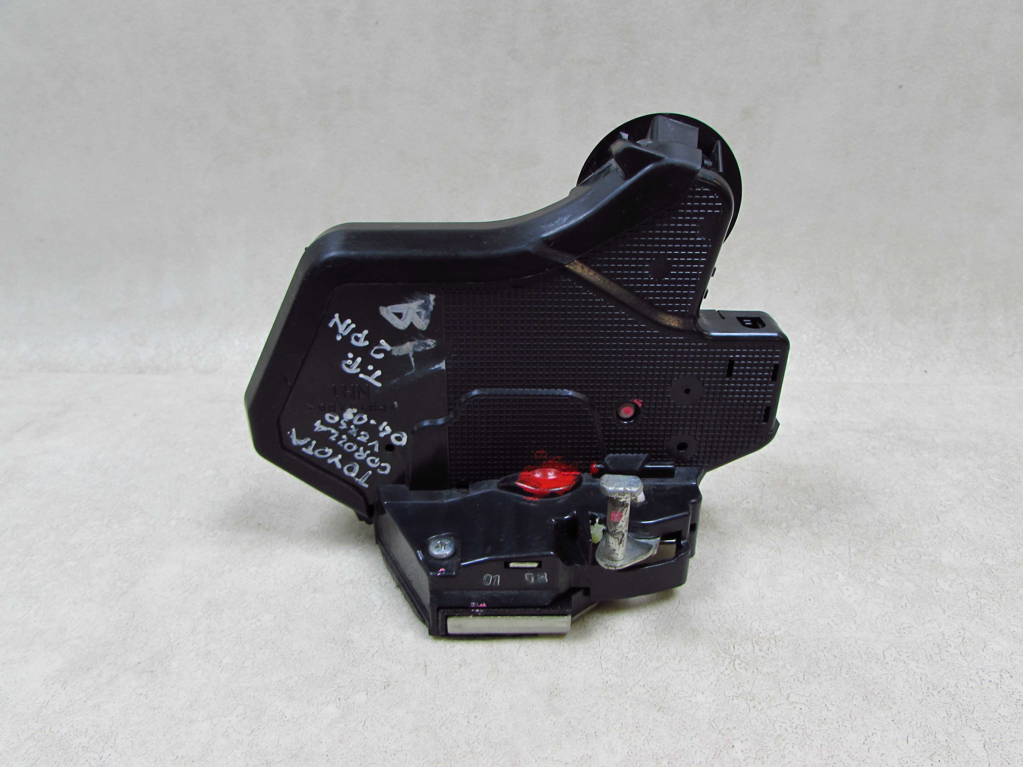 TOYOTA COROLLA VERSO II 04-09 ZAMEK DRZWI TYL PRAWY 2 PIN