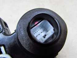 TOYOTA COROLLA VERSO II 04-09 ZAMEK DRZWI TYL PRAWY 2 PIN