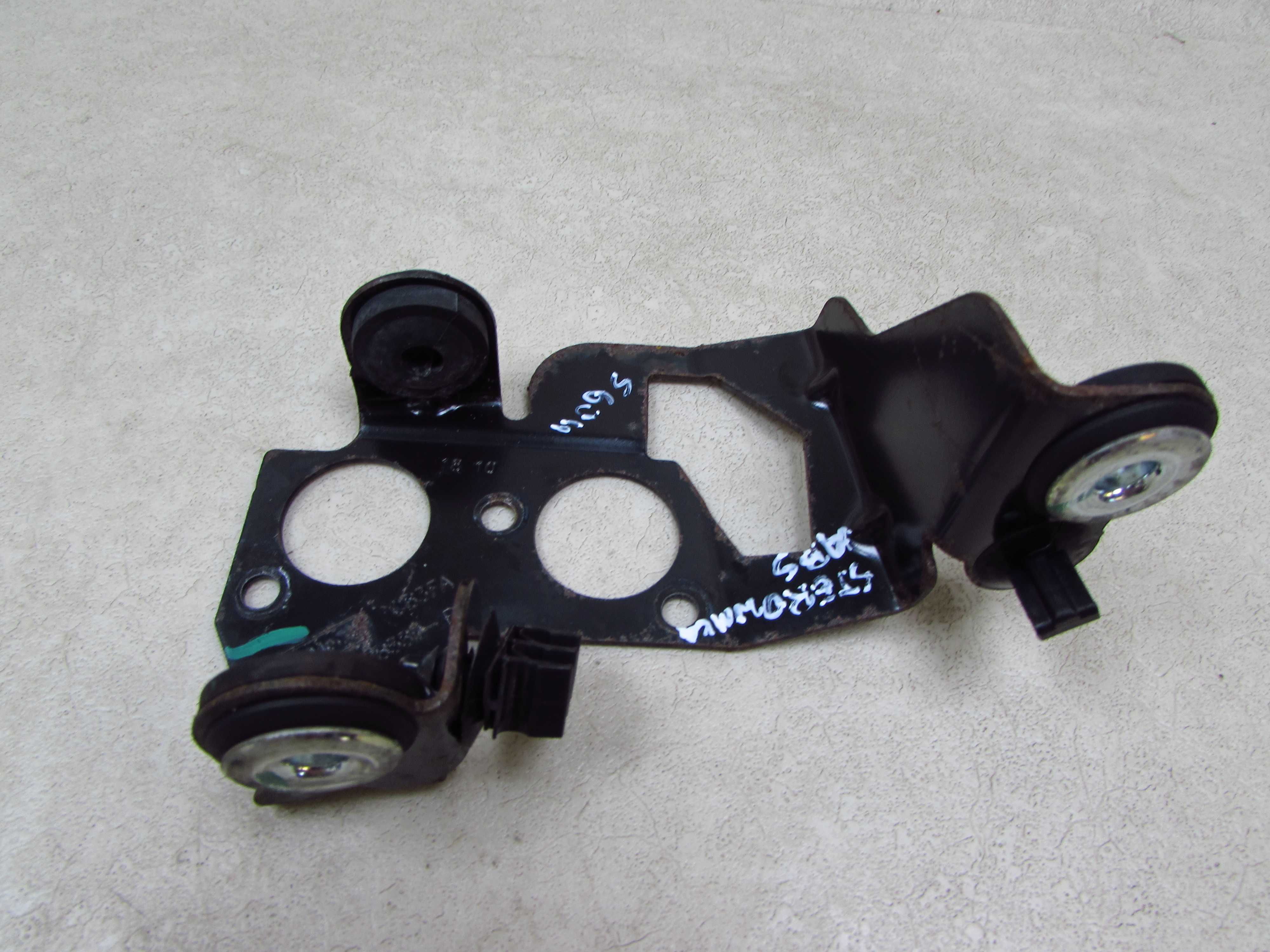 VOLVO S60 II V60 10- UCHWYT MOCOWANIE POMPY ABS 6G9N-2B389-BB