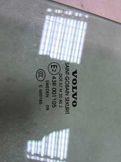 VOLVO S60 II 10-17 SZYBA BOCZNA PRAWY TYL SAINT-GOBAIN SEKURIT