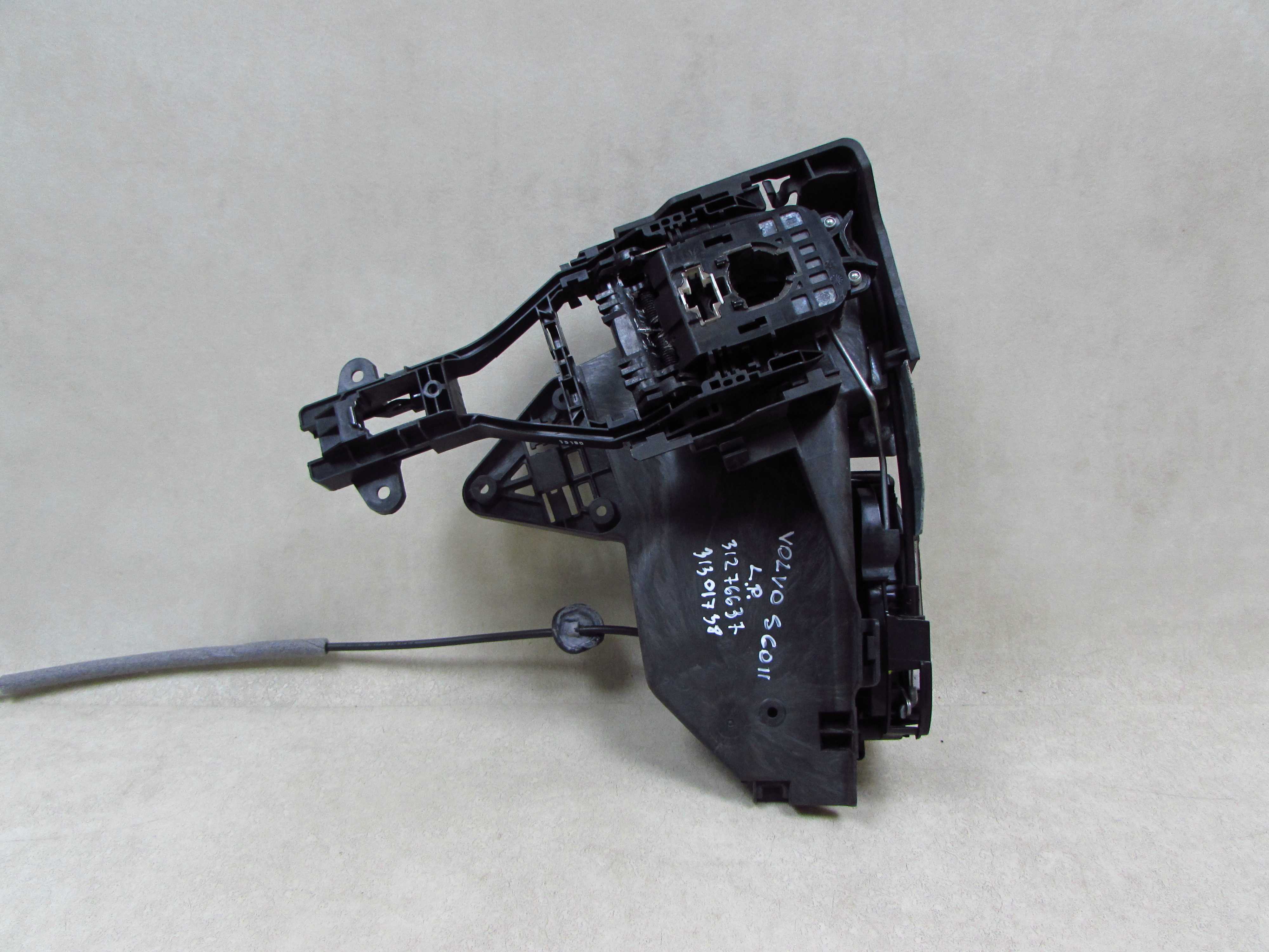 VOLVO S60 II V60 10-17 ZAMEK DRZWI PRZOD LEWY KASETA KLAMKA 31301738 31276637
