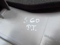 VOLVO S60 II V60 POSZYCIE OSLONA SLUPKA C PRAWA 39802717